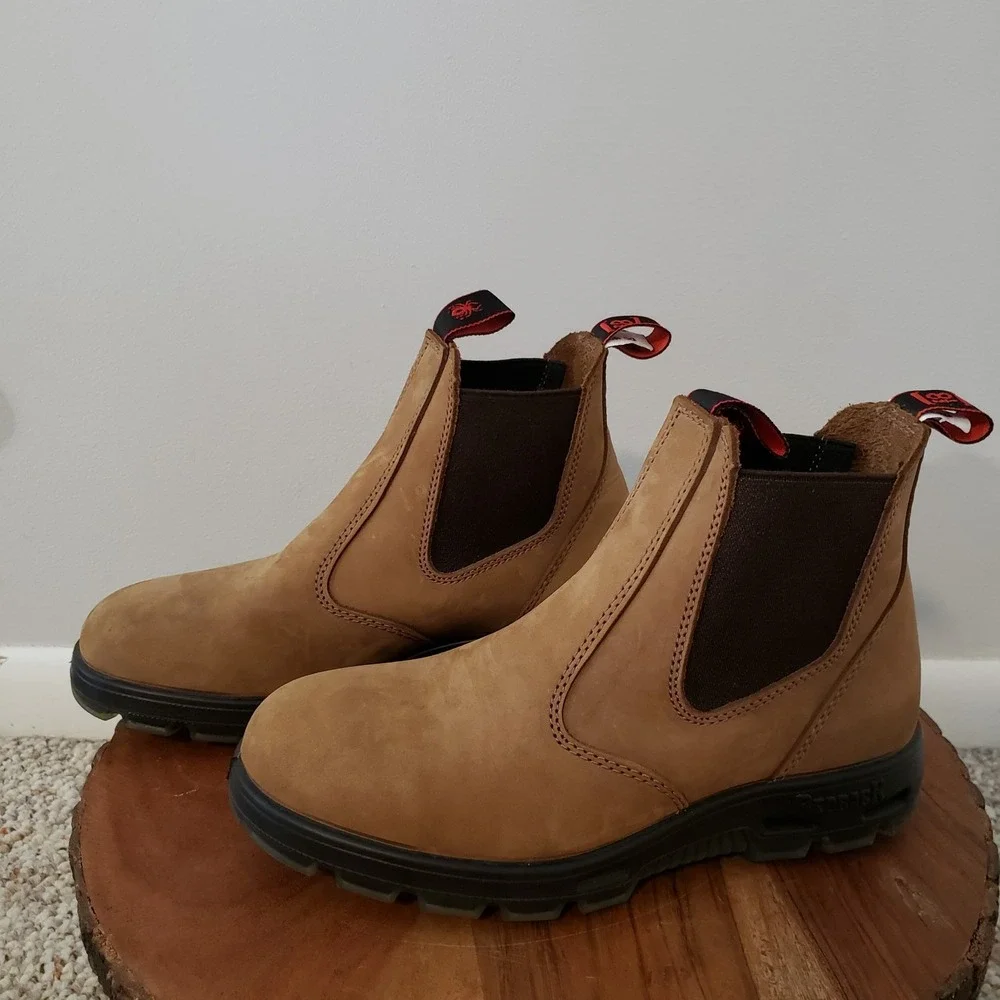 Redbacks Mesa Chelsea Work Boots US Men 9.5 Women 11 Oil Resistant Tan Pristine
